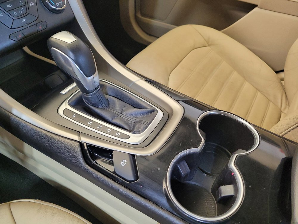 Used 2016 Ford Fusion SE w/ Equipment Group 202A FWD image 26