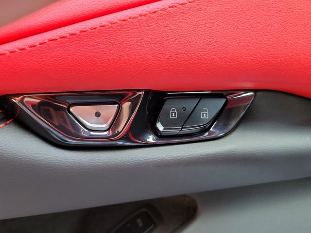 Certified 2025 Chevrolet Corvette Stingray Preferred Cpe w/ Stealth Interior Trim Package image 24