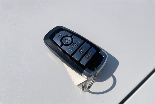 Used 2023 Ford Explorer XLT w/ Equipment Group 202A AWD/4WD image 9