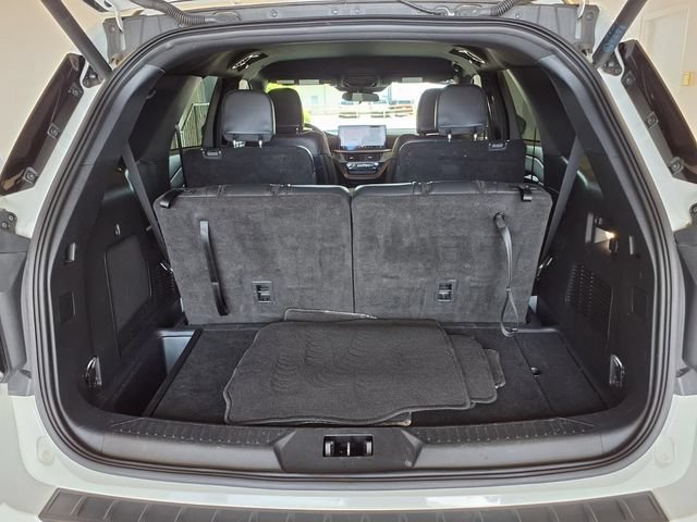 Used 2025 Ford Explorer ST-Line AWD/4WD image 22