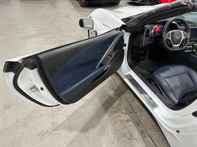 Used 2016 Chevrolet Corvette Stingray Convertible w/ 3LT Preferred Equipment Group RWD image 14