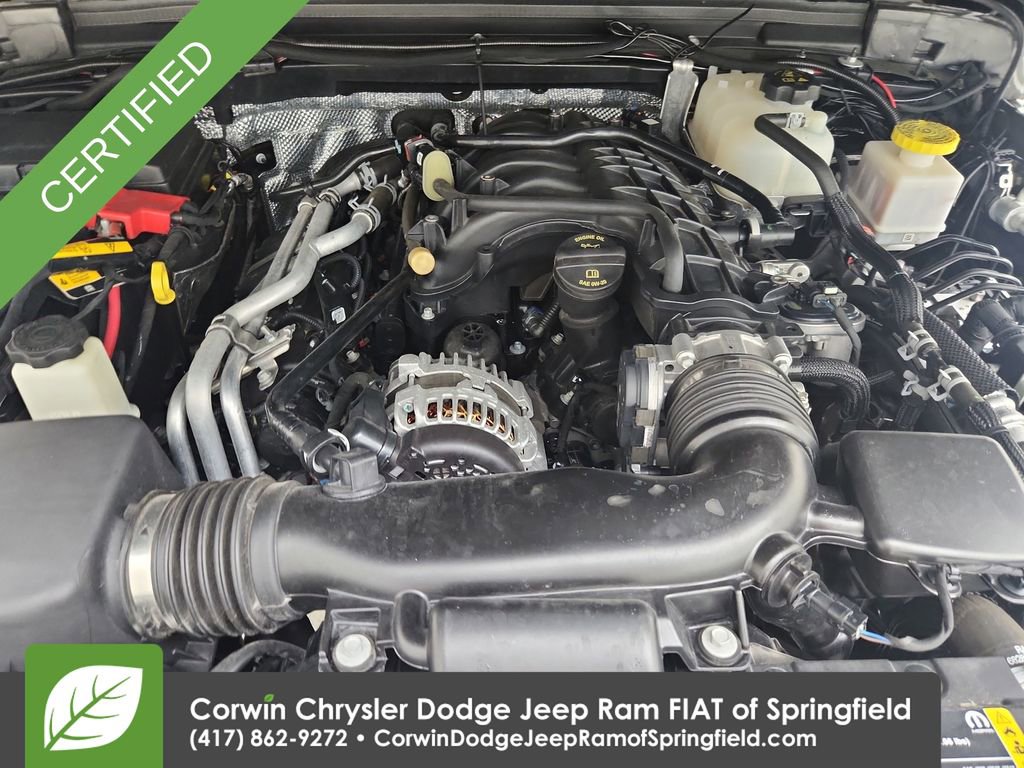 Used 2024 Jeep Gladiator Mojave AWD/4WD image 33