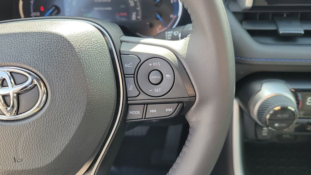Certified 2023 Toyota RAV4 SE AWD/4WD image 21
