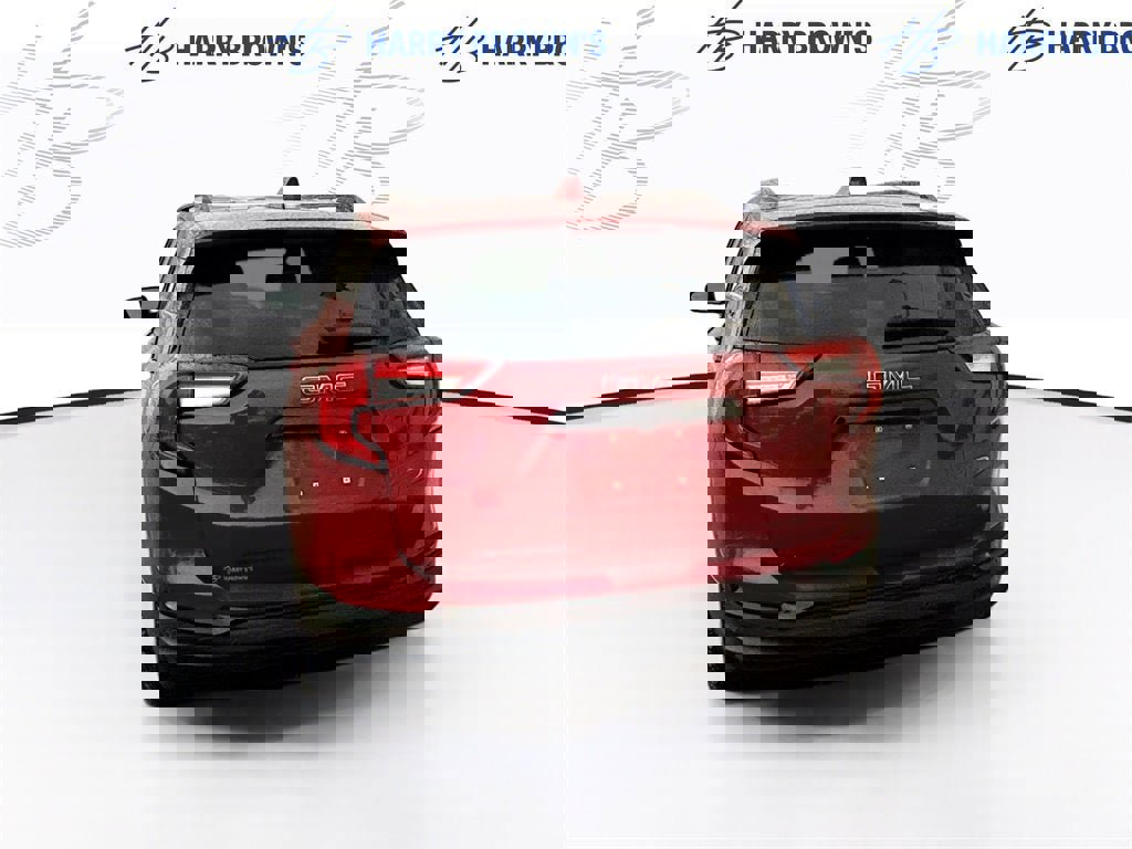 Used 2024 GMC Terrain SLT w/ Infotainment Package II image 9