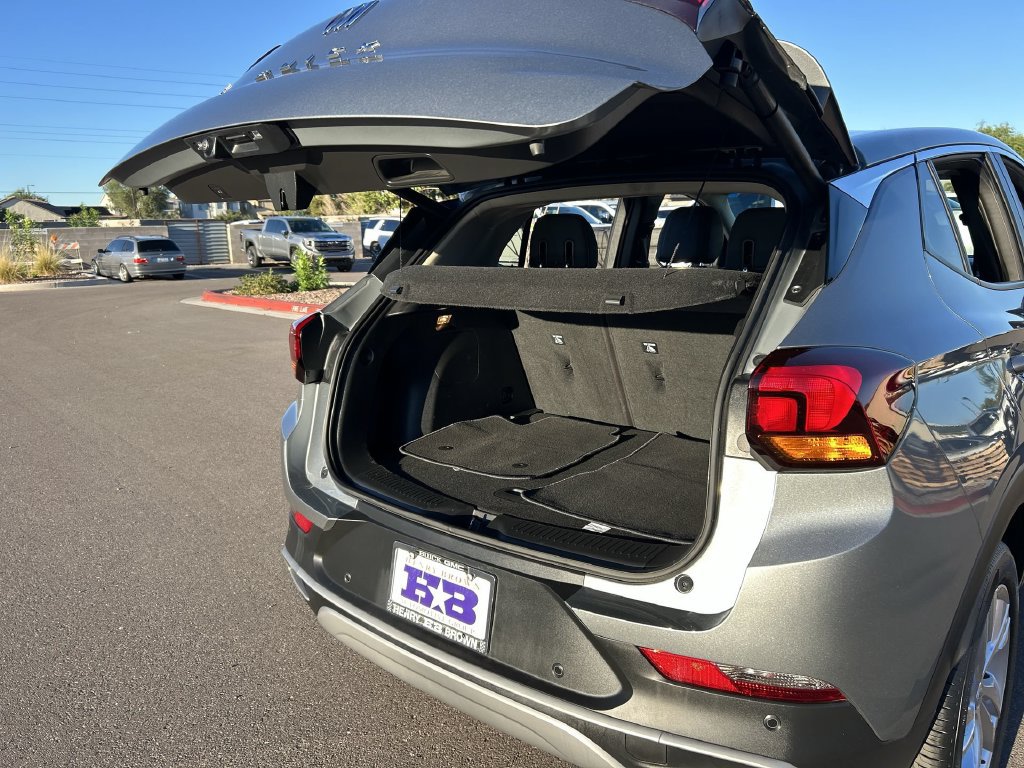 Used 2024 Buick Encore GX Preferred w/ Comfort Package FWD image 26