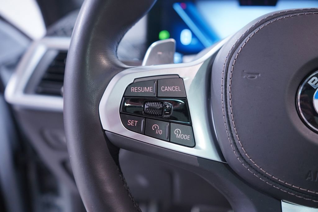 Used 2024 BMW X6 xDrive40i w/ Executive Package image 20