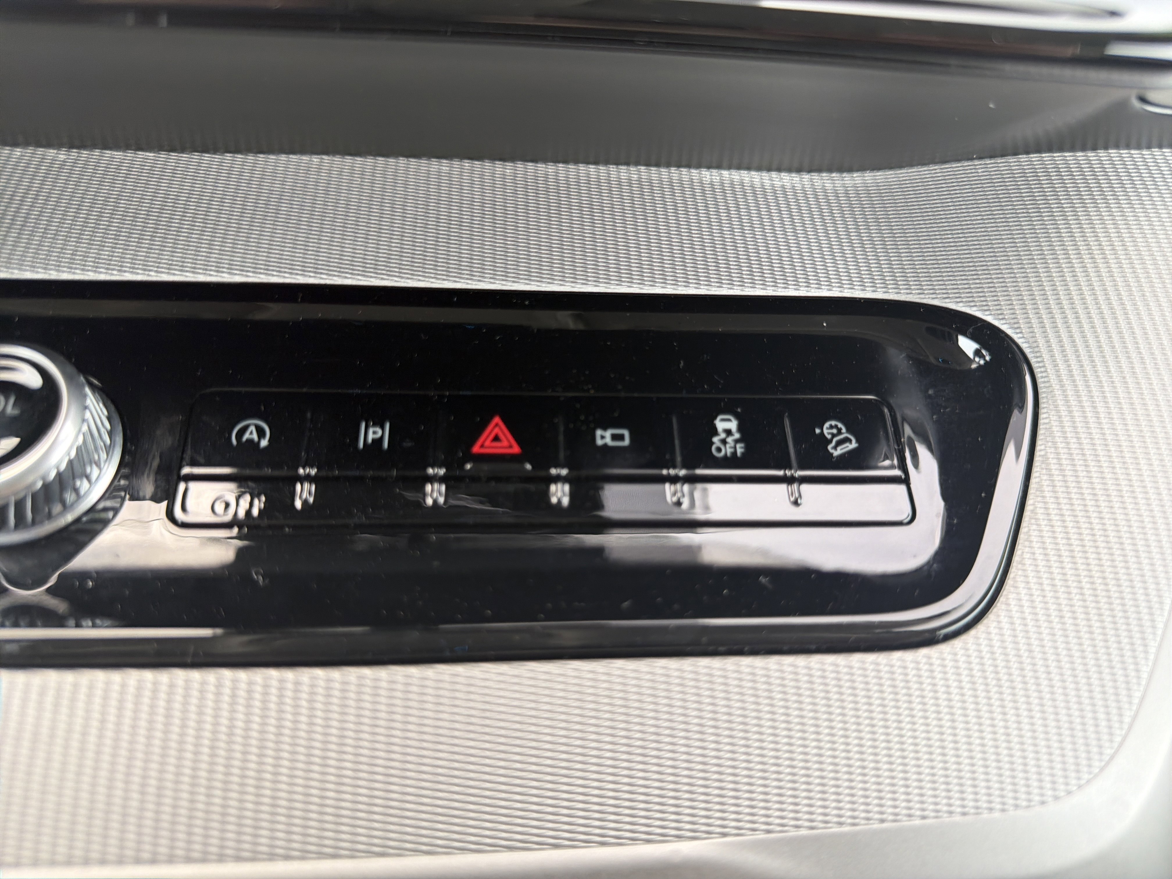 Used 2025 Ford Expedition Active AWD/4WD image 29