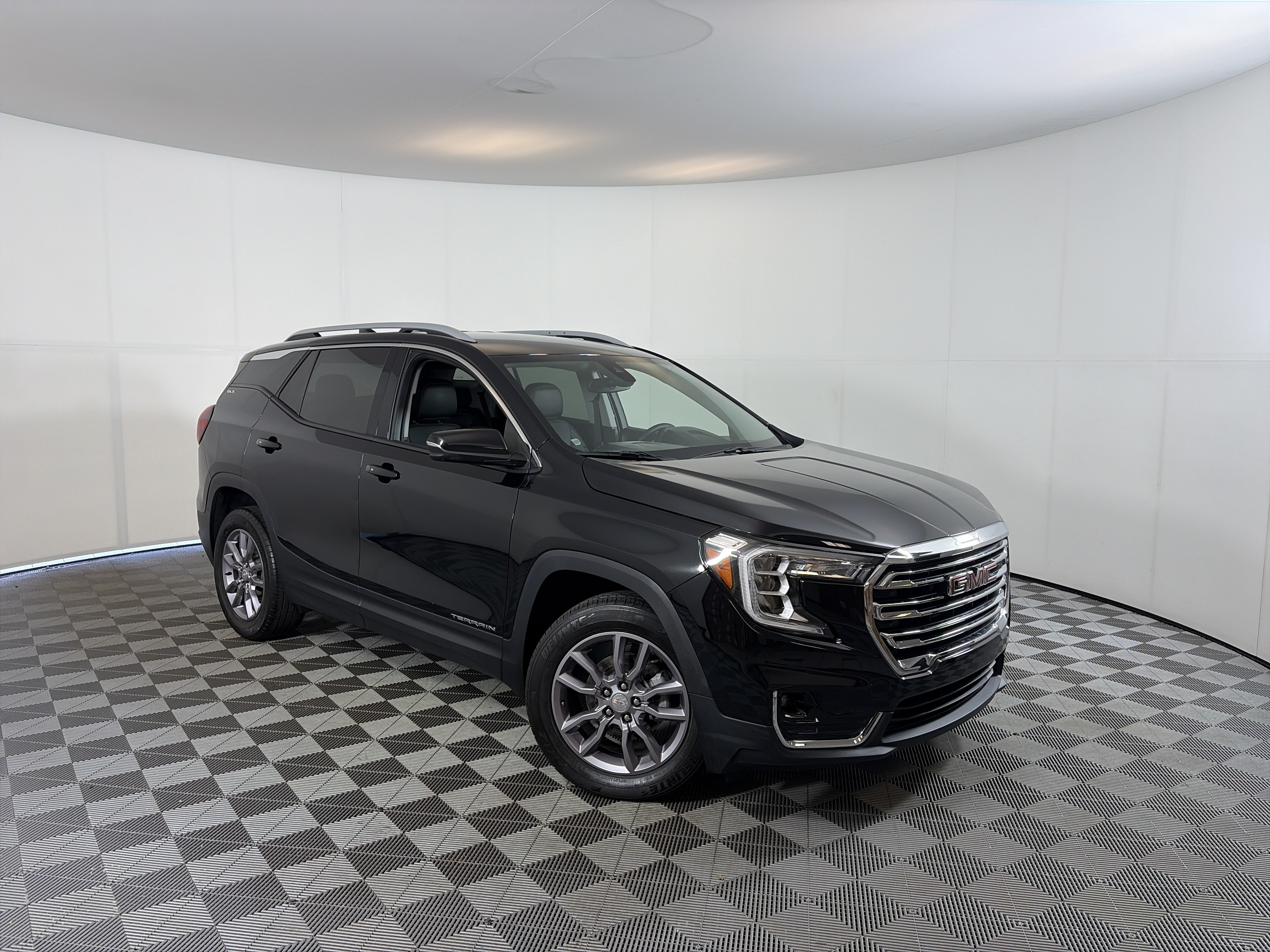 Certified 2024 GMC Terrain SLT