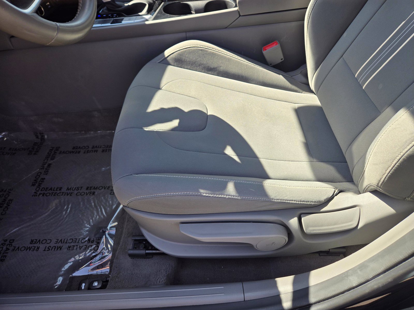 Used 2023 Hyundai Elantra SEL w/ Convenience Package FWD image 10