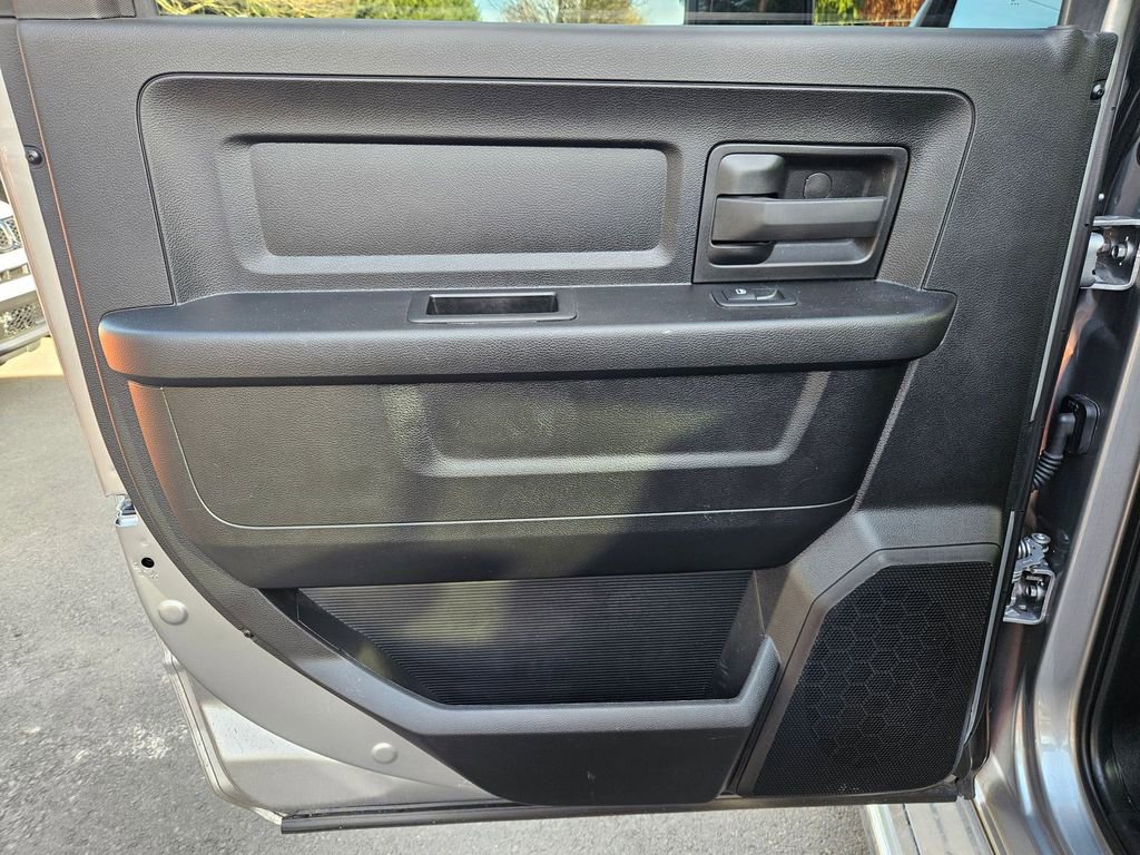 Certified 2024 RAM 3500 Tradesman w/ Chrome Appearance Group image 13