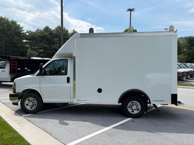 New 2026 Chevrolet Express 3500 w/ Power Convenience Package RWD image 4