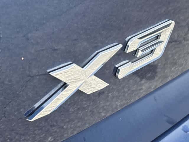 Used 2021 BMW X3 xDrive30e w/ Executive Package AWD/4WD image 12