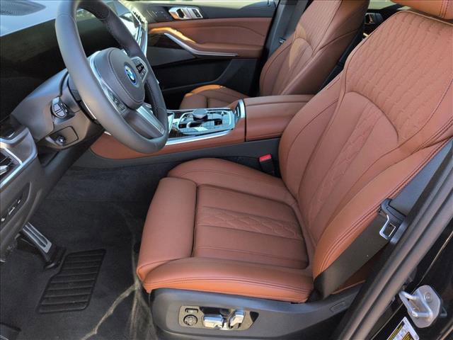 New 2026 BMW X5 xDrive50e w/ M Sport Package image 4