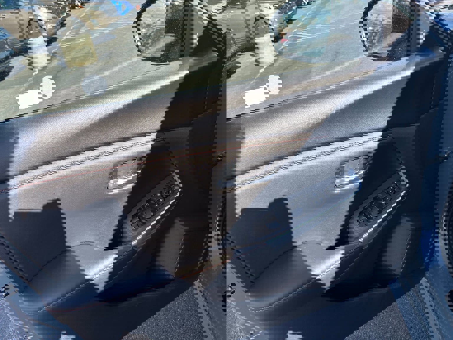 Used 2024 Nissan Sentra SR image 11