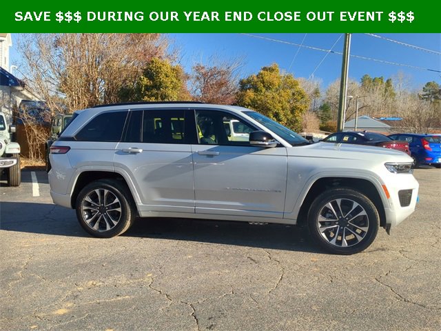 New 2024 Jeep Grand Cherokee Overland w/ Advanced Protech Group III image 9