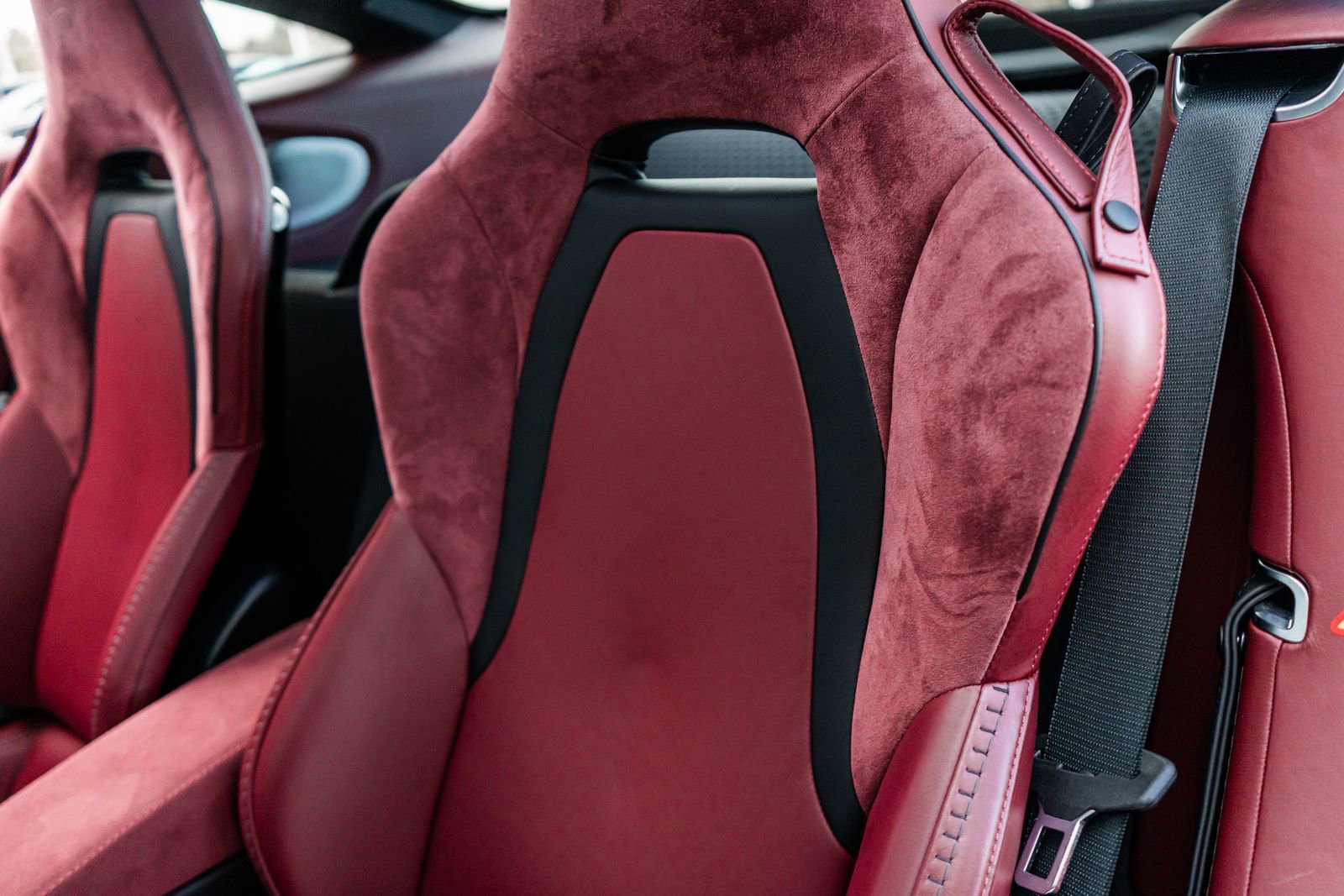 Used 2025 McLaren GTS image 28