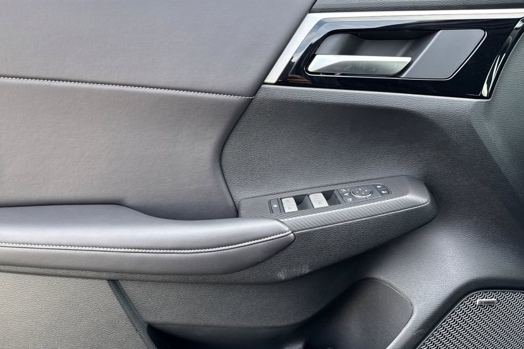 New 2026 Mitsubishi Outlander SE AWD/4WD image 11