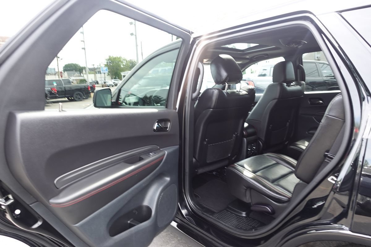 Used 2025 Dodge Durango R/T w/ Blacktop Package AWD/4WD image 13