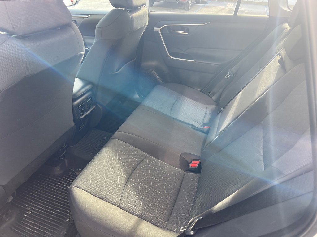 Used 2024 Toyota RAV4 XLE image 63