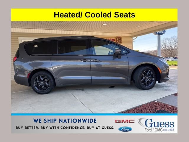 Used 2020 Chrysler Pacifica Limited w/ S Appearance Package