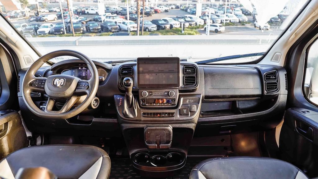Used 2023 RAM ProMaster 2500 w/ Premium Convenience Group (B) FWD image 15