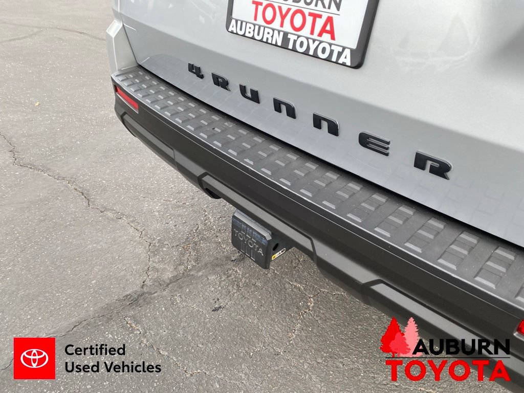 Certified 2025 Toyota 4Runner SR5 AWD/4WD image 14