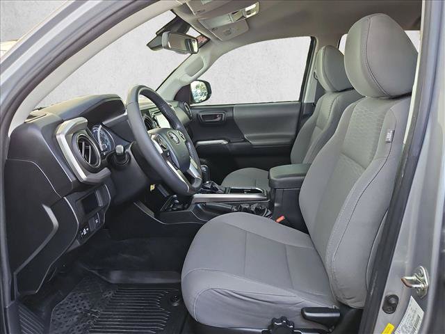 Used 2018 Toyota Tacoma SR5 RWD image 14