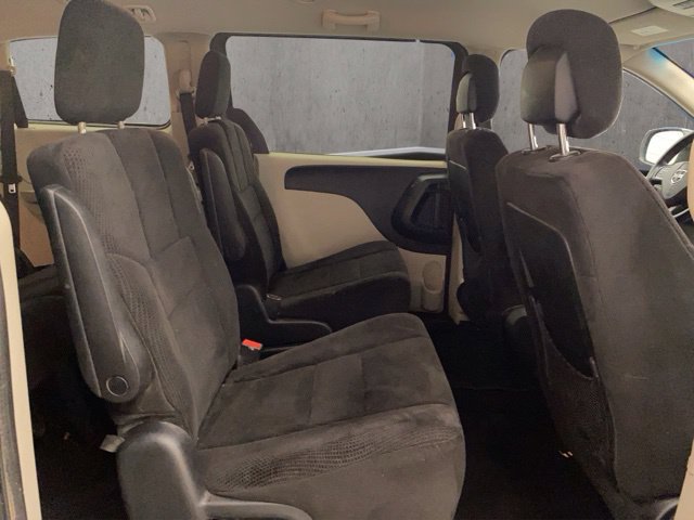 Used 2014 Dodge Grand Caravan SXT FWD image 20
