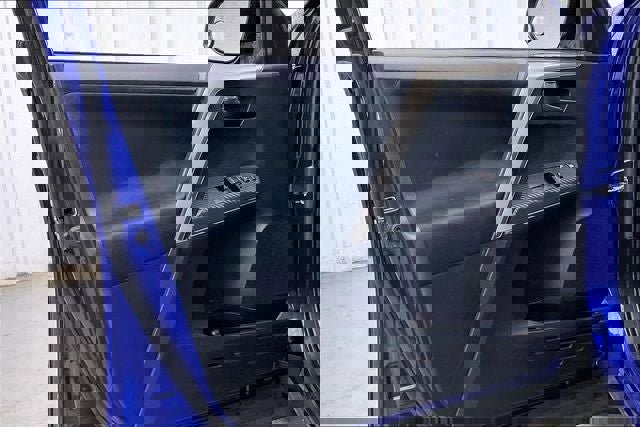 Used 2015 Toyota RAV4 LE AWD/4WD image 20