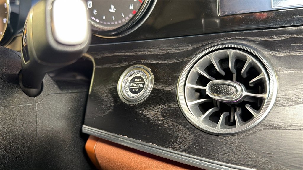 Used 2019 Mercedes-Benz E 450 4MATIC Coupe image 26