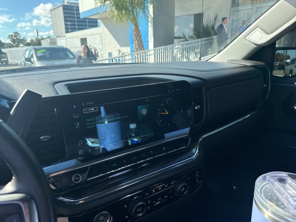 Used 2023 Chevrolet Silverado 1500 LT image 21