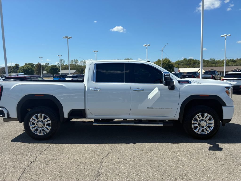 Used 2022 GMC Sierra 2500 Denali w/ Denali Ultimate Package AWD/4WD image 2