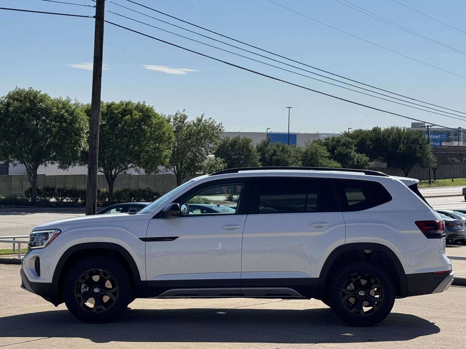 New 2026 Volkswagen Atlas Peak Edition AWD/4WD image 8