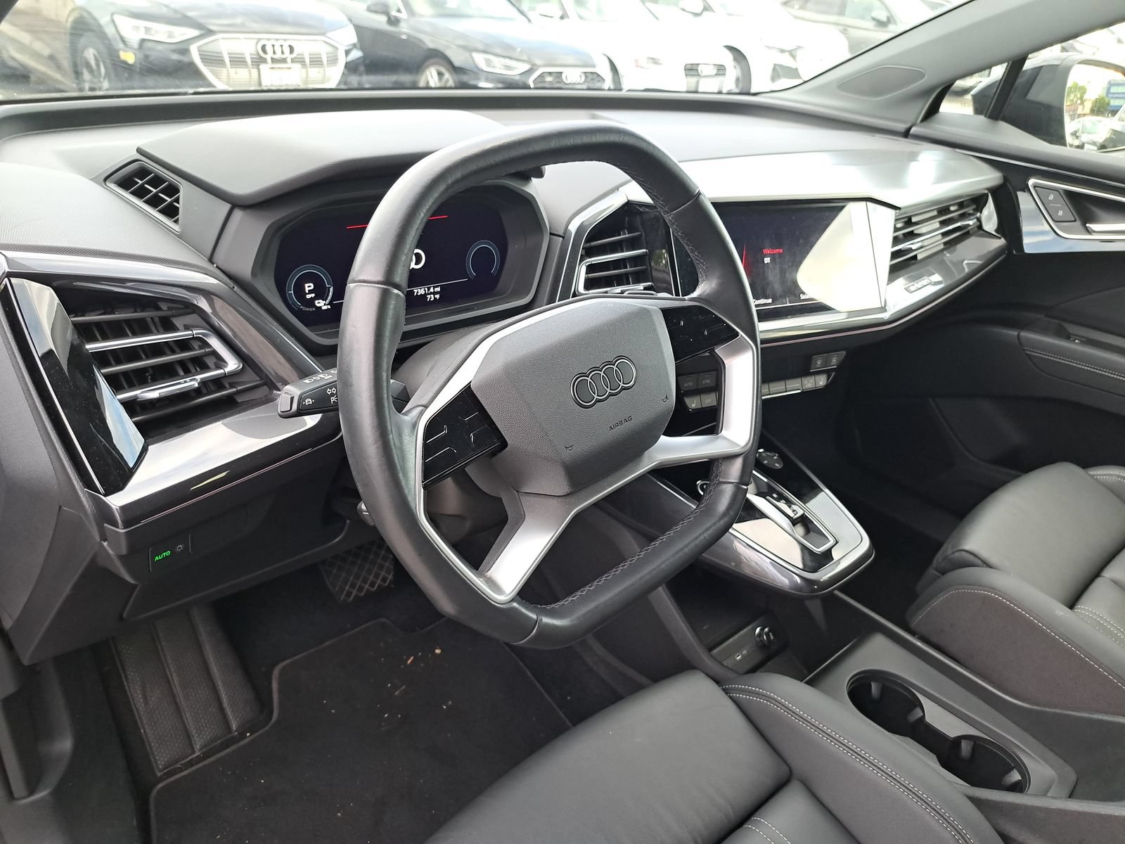 Used 2022 Audi Q4 e-tron Premium Plus AWD/4WD image 10