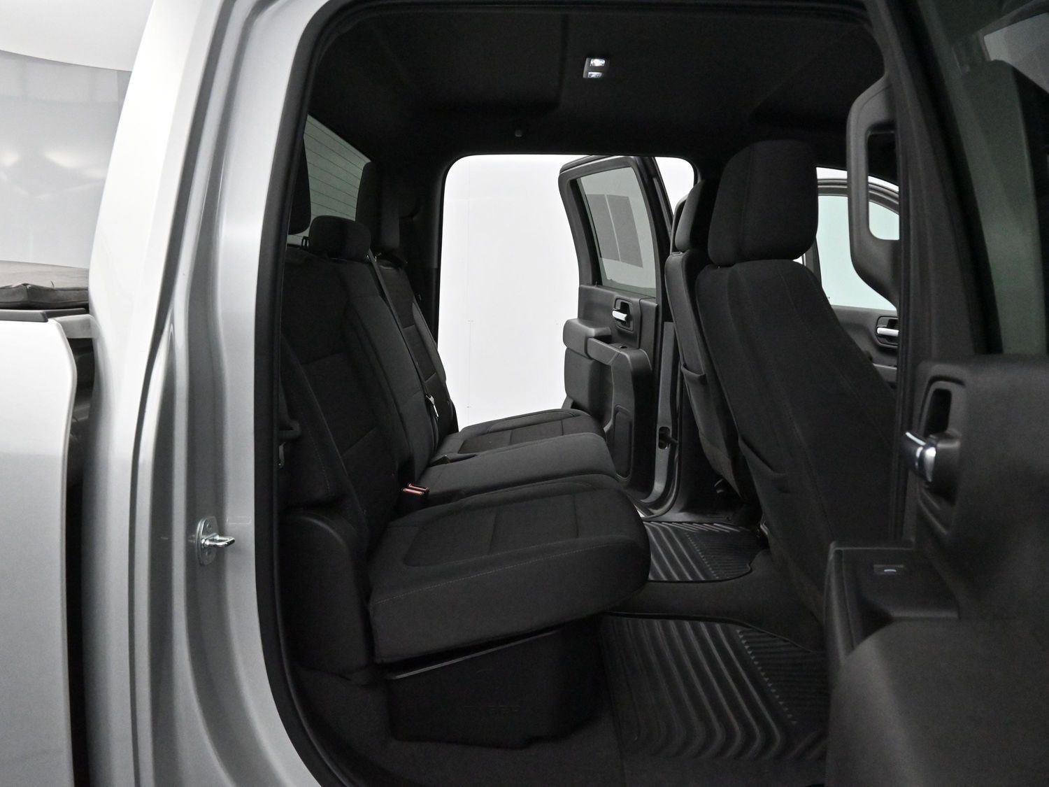 Used 2022 Chevrolet Silverado 2500 Custom w/ Custom Value Package image 30