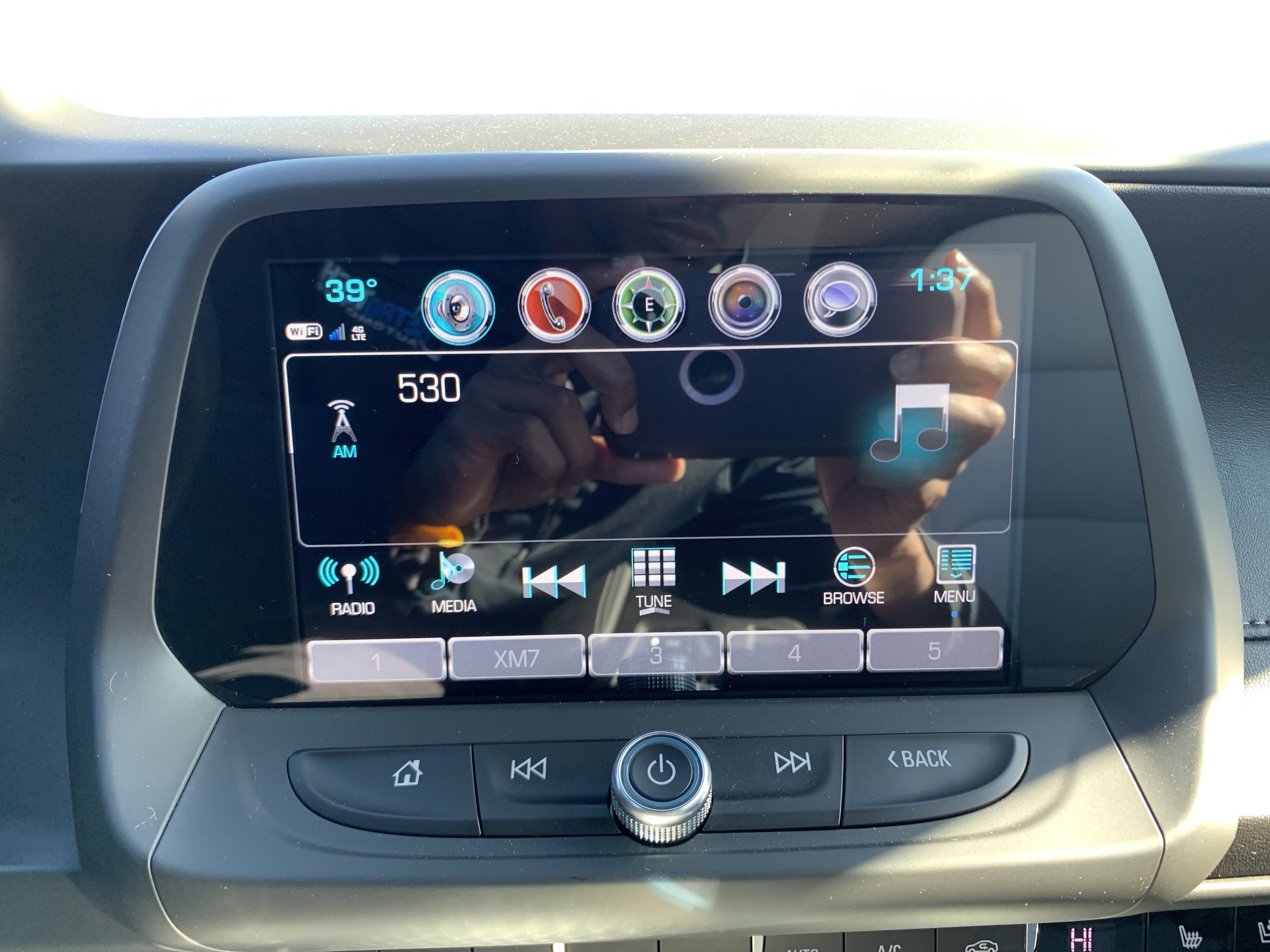 Used 2018 Chevrolet Camaro LT image 23