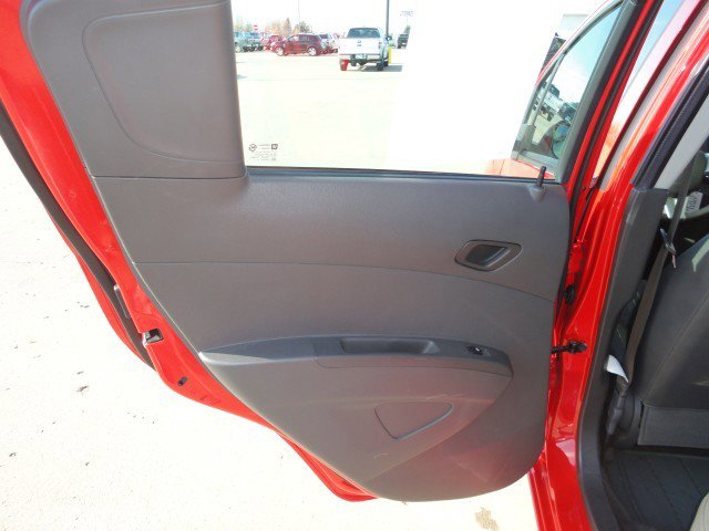 Used 2014 Chevrolet Spark LS FWD image 9