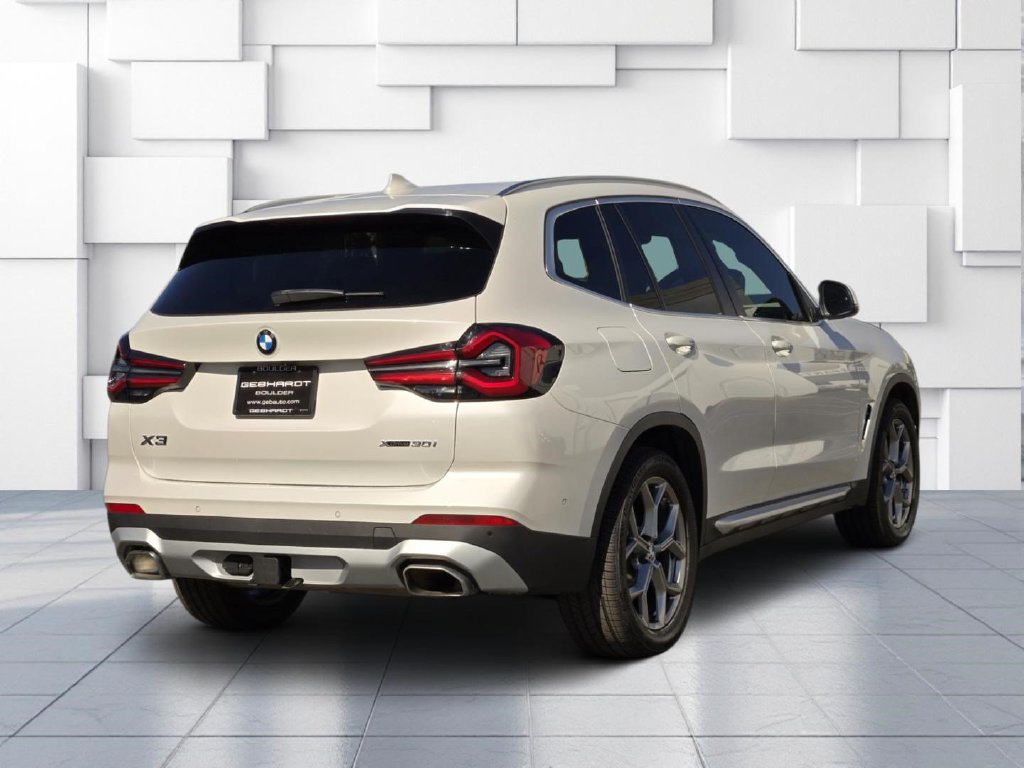 Used 2024 BMW X3 xDrive30i w/ Premium Package AWD/4WD image 7
