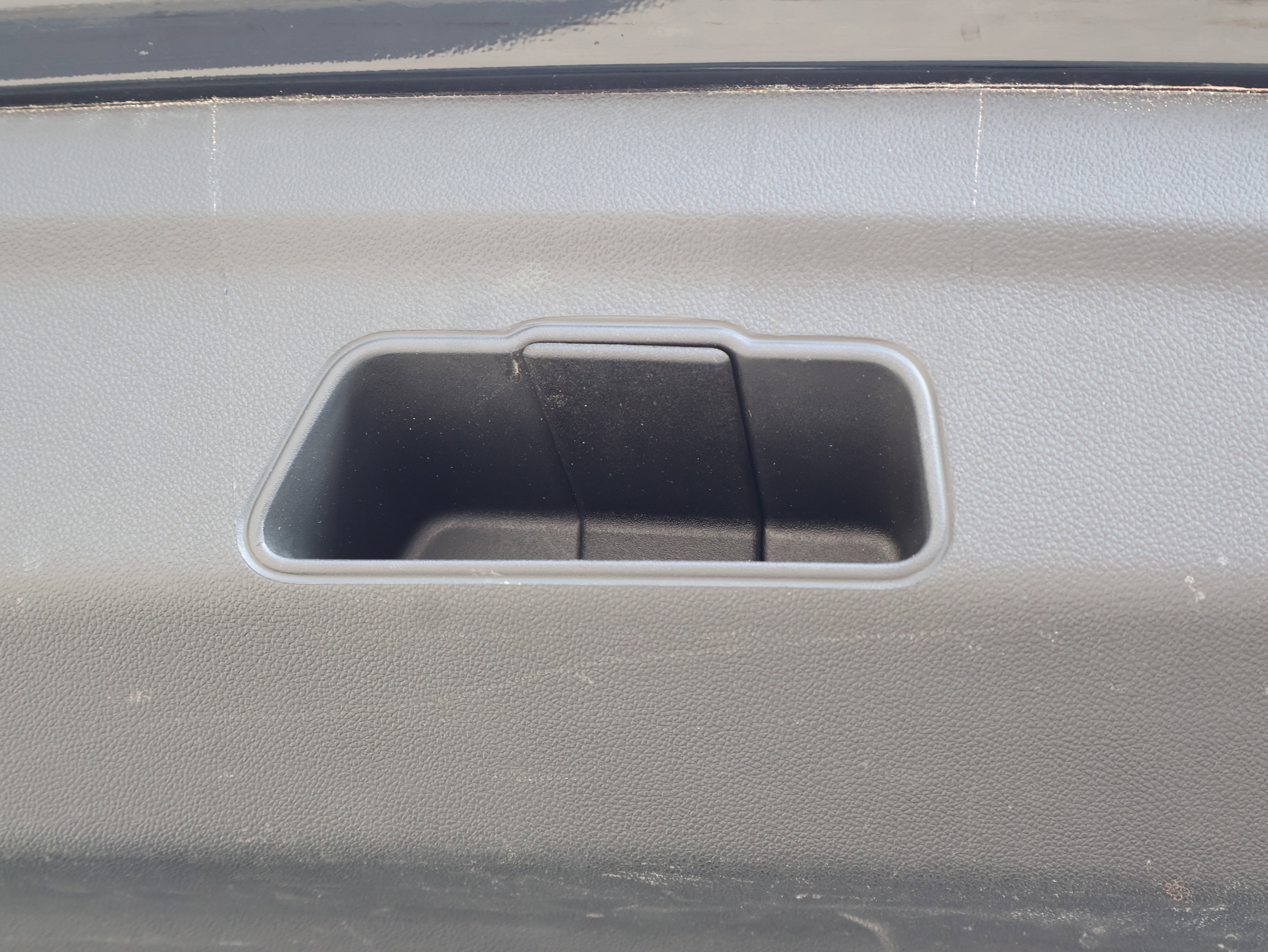 Used 2022 Chevrolet Suburban RST w/ Sport Performance Package AWD/4WD image 21