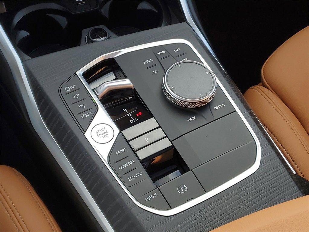New 2025 BMW 330i xDrive Sedan w/ M Sport Package image 21