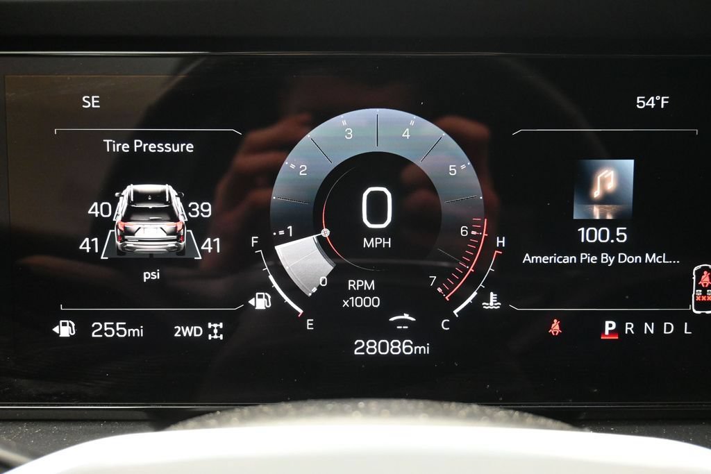 Used 2025 GMC Terrain Elevation AWD/4WD image 12