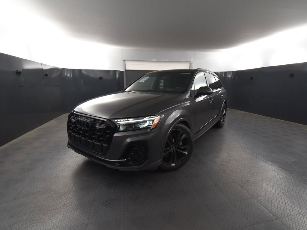 New 2025 Audi Q7 3.0T Prestige