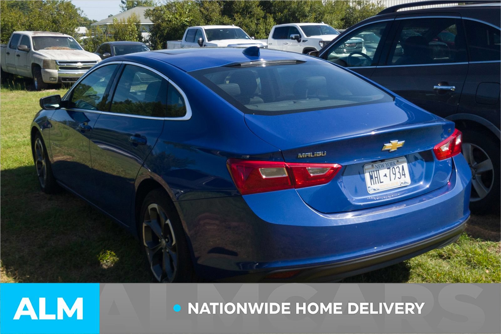 Used 2023 Chevrolet Malibu LT FWD image 4