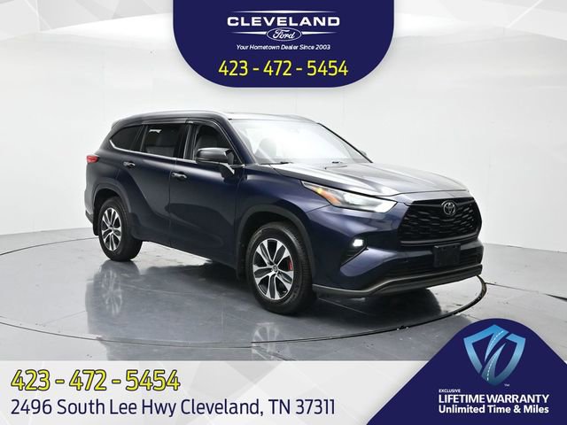 Used 2022 Toyota Highlander XLE