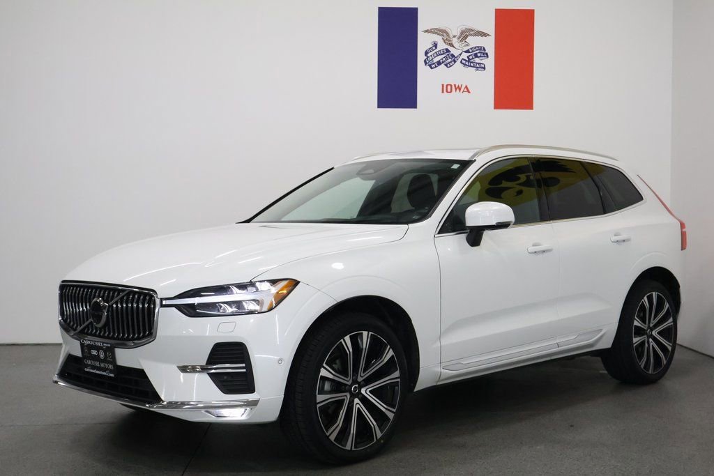 Used 2023 Volvo XC60 B5 Ultimate w/ Climate Package image 8