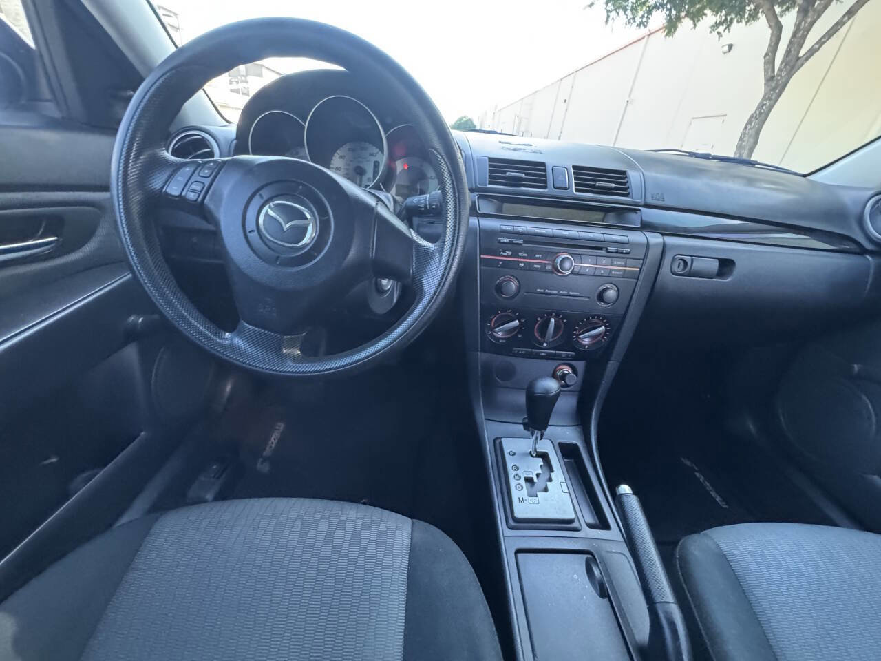 Used 2009 MAZDA MAZDA3 i Sport image 9