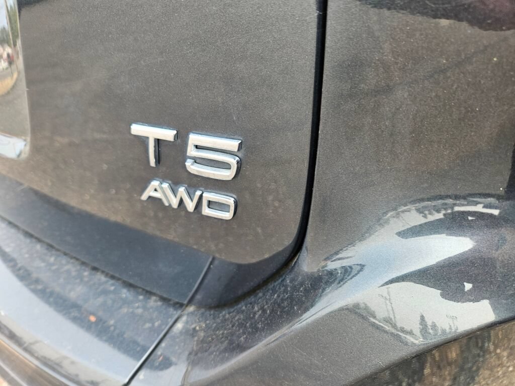 Used 2016 Volvo XC60 T5 Platinum AWD/4WD image 10