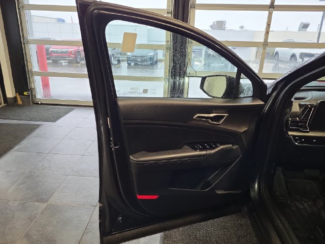 Certified 2023 Kia Sportage X-Line w/ X-Line Premium Package AWD/4WD image 13