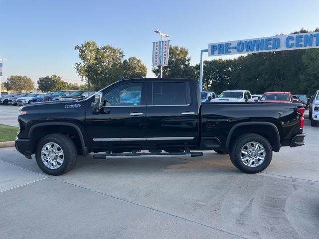 Used 2024 Chevrolet Silverado 2500 High Country w/ Z71 Off-Road Package image 4