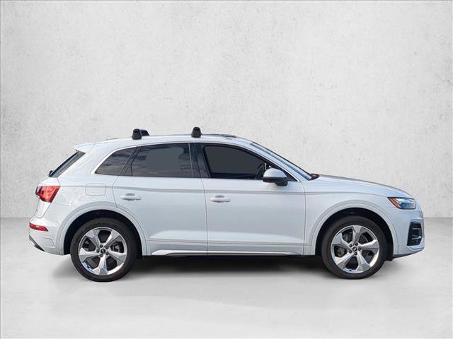 Used 2021 Audi Q5 2.0T Premium Plus w/ Premium Plus Package AWD/4WD image 4